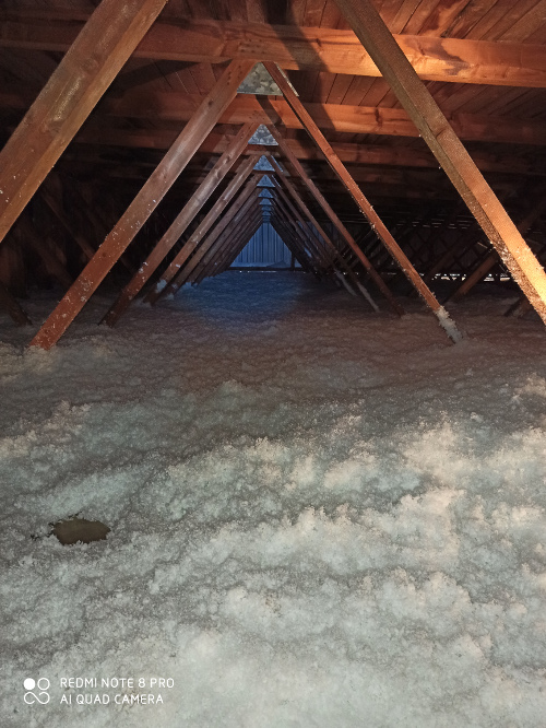 Über 1000 m² aufgeflockte Deckenflächen helfen deutlich sparen!