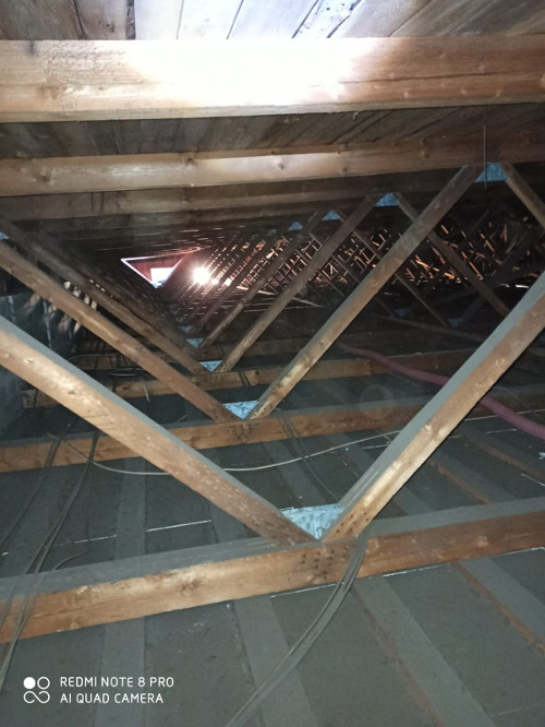 Große Deckenflächen mit zu viel Energieverlust